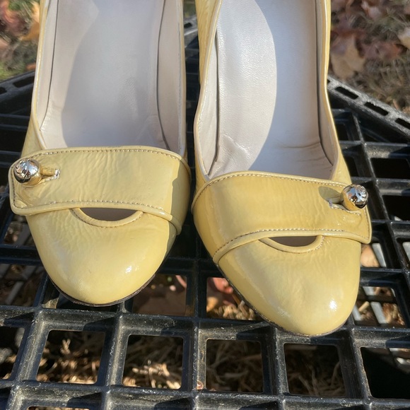 Gucci Heels 7B - Picture 4 of 13